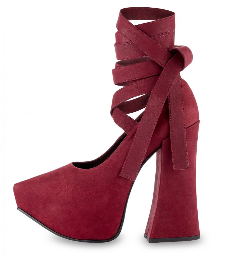 H Vivienne Westwood ροκάρει 