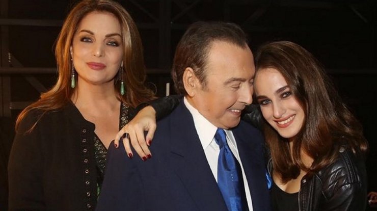 Τόλης Βοσκόπουλος: Ο γάμος με την Άντζελα Γκερέκου και η κόρη τους, Μαρία