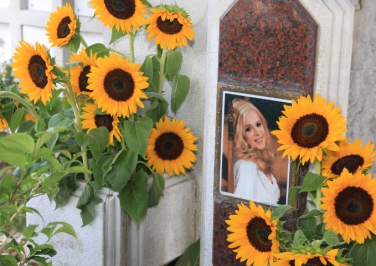 Γιάννης Παπαμιχαήλ: Συγκινημένος στο μνημόσυνο της μητέρας του