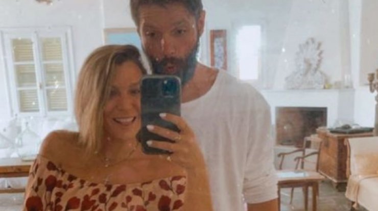 Ανδρέας Βούλγαρης: Η έκπληξη που του επεφύλαξε η σύντροφός του για τα γενέθλιά του! [βίντεο]