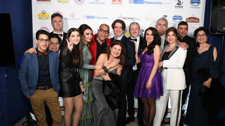 Βουράτε Γειτόνοι η Ταινία: Λαμπερή Avant Premiere