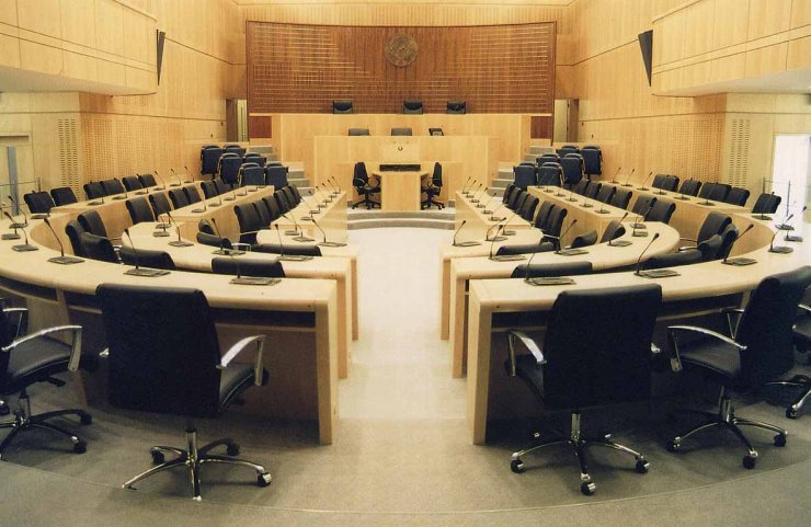 Υπερψηφίστηκε το νομοσχέδιο για την πώληση δανείων