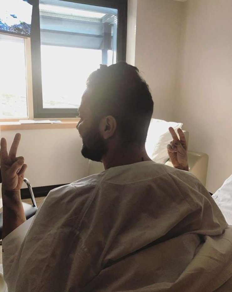 Στο νοσοκομείο ξανά ο Ηλίας Βρεττός - Δείτε τι συνέβη! [εικόνα]