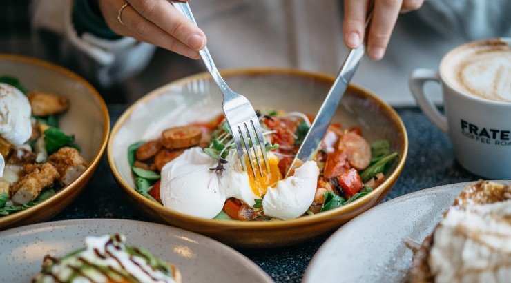Brunch: Πώς να το κάνεις όσο πιο υγιεινό γίνεται