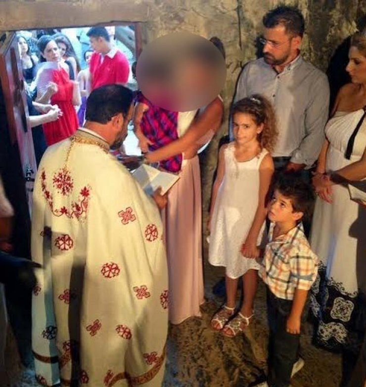 Κύπρια τραγουδίστρια: Χώρισε και δείτε την πρώτη εμφάνιση χωρίς τον σύζυγο της [εικόνες]