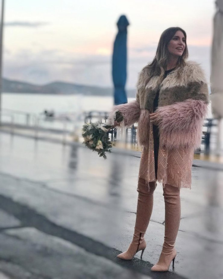 Αθηνά Οικονομάκου: Οι πρώτες δηλώσεις της μετά το μυστικό γάμο