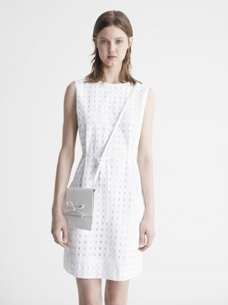 Νέα χρώματα και σχέδια στην καλοκαιρινή συλλογή Gap