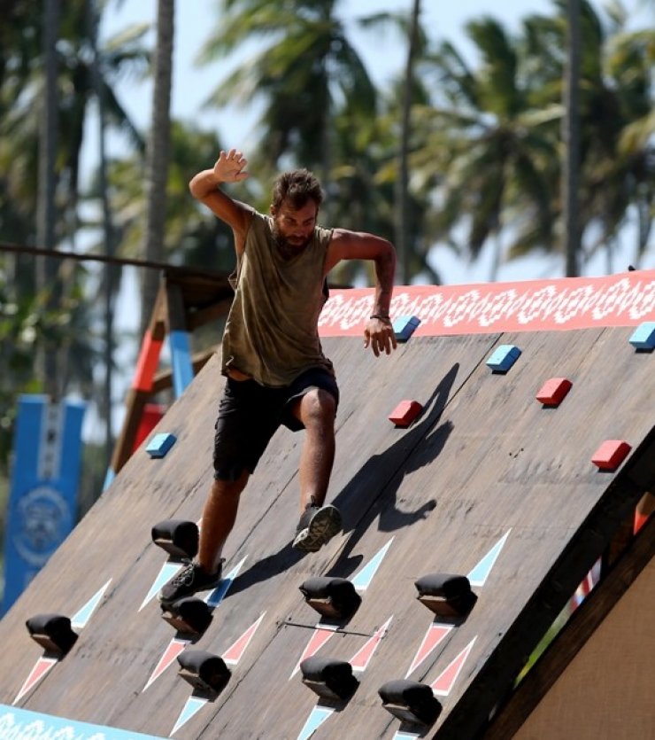 Επώνυμος και ο πατέρας του Στέλιου Χανταμπάκη