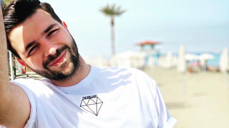 Ο Χάρης Παπαθεοχάρους μας συστήνει τον πατέρα του! [εικόνα]