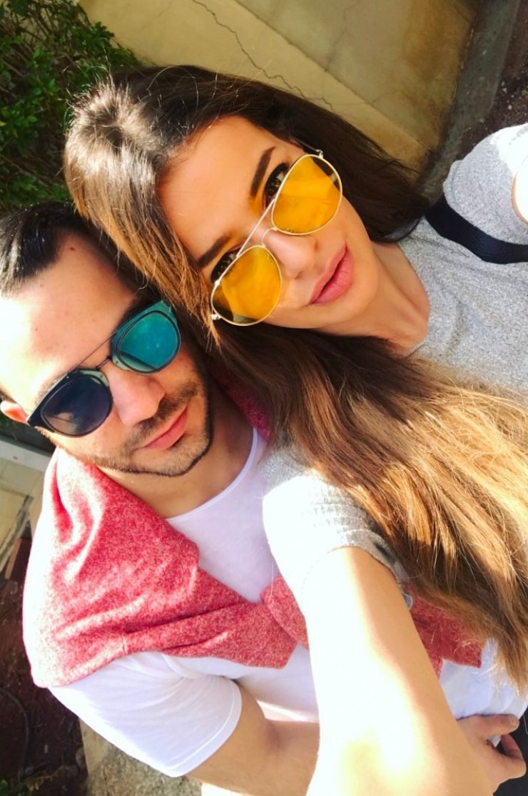 Γιώργος Θεοδότου – Χαριτίνη Ηλιάδου: Το ζευγάρι σε τρελά κέφια! [βίντεο]