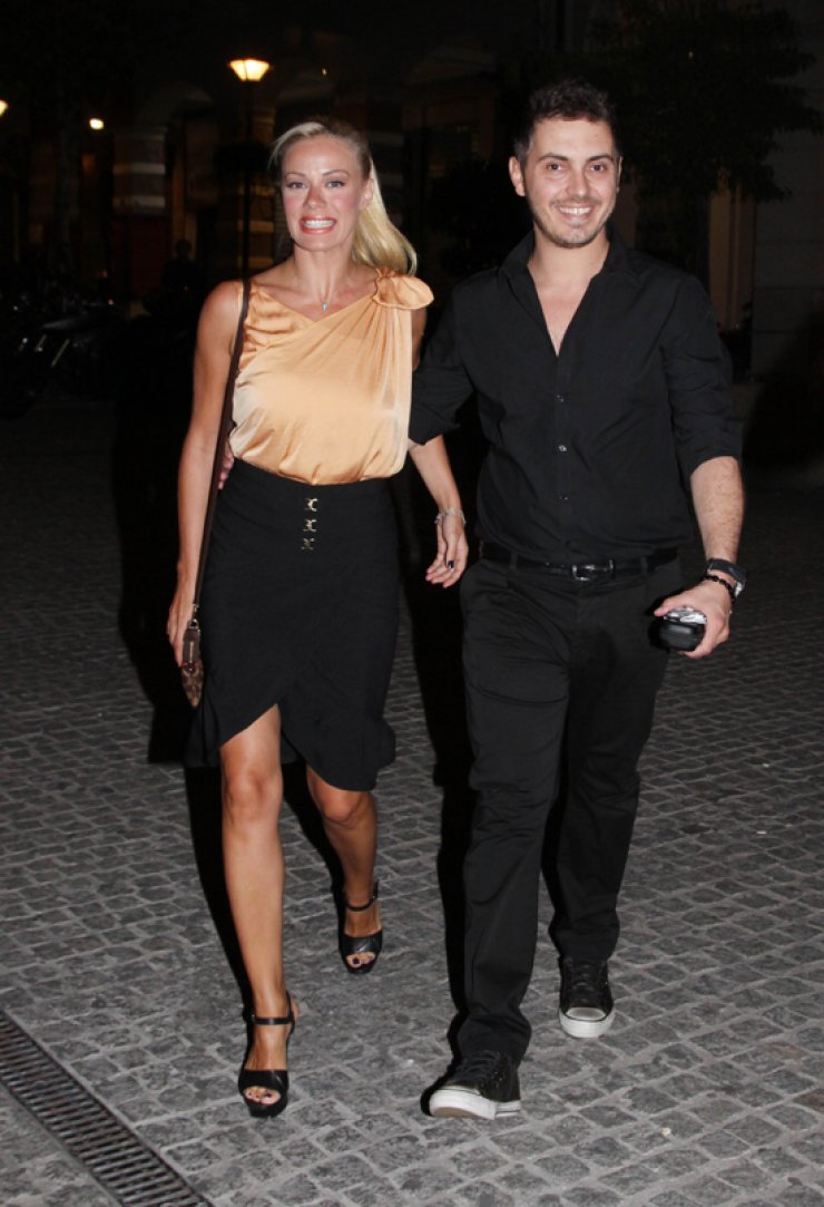 Αποκλειστικό! Στην Κύπρο ο Μιχάλης Χατζηγιάννης χωρίς τη Ζέτα Μακρυπούλια [εικόνα]