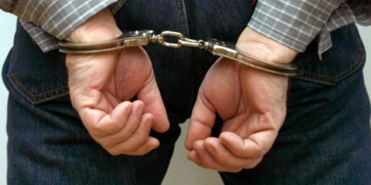 Ακινητοποίησαν 37χρονο διαρρήκτη και τον παρέδωσαν