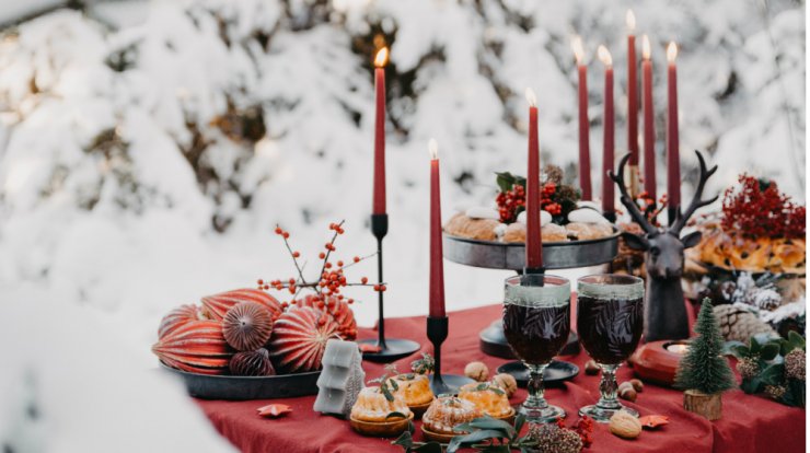 Ιδέες για το πώς να στολίσετε χριστουγεννιάτικο τραπέζι