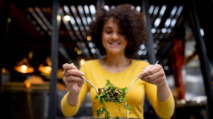 6 tips για να χάσεις βάρος αν ακολουθείς χορτοφαγική διατροφή 