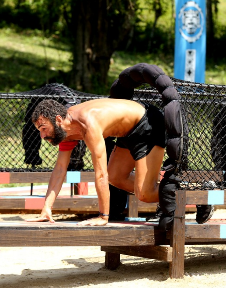 Επιτέλους μίλησε! Ο Λάμπρος Χούτος ξεκαθαρίζει για την κόντρα Χανταμπάκη – Αγγελόπουλου και για το τι συνέβη με τις κλεψιές!