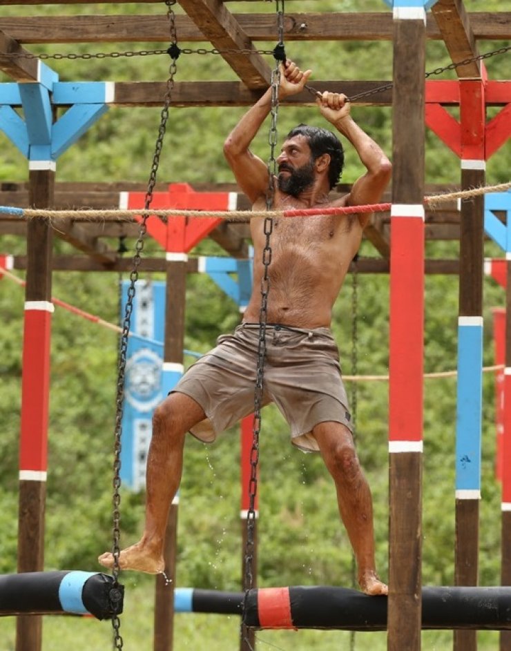 Απίστευτη παραδοχή από του "Διάσημους": "Αφήσαμε τους "Μαχητές" να κερδίσουν"!