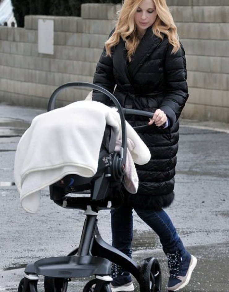 Χριστιάνα Αριστοτέλους: Πως θα ντύσει στο καρναβάλι τη μικρή Μελίνα; [βίντεο]