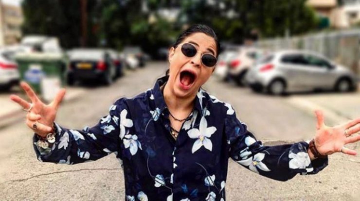 Η Χριστιάνα Αντωνίου άφησε την Ελένη Φουρέιρα με το στόμα ανοιχτό χορεύοντάς της on stage στη Λευκωσία το "Tomame" [βίντεο]