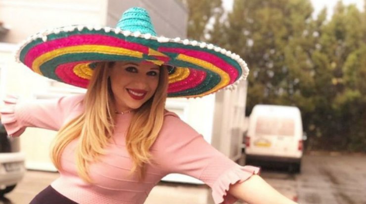 Χριστιάνα Αριστοτέλους: Ποιος επώνυμος Έλληνας φίλησε τη φουσκωμένη κοιλίτσα της παρουσιάστριας;