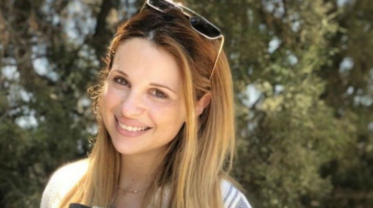 Συνεργάτης της Αριστοτέλους παντρεύτηκε και μόλις το μάθαμε! [βίντεο]