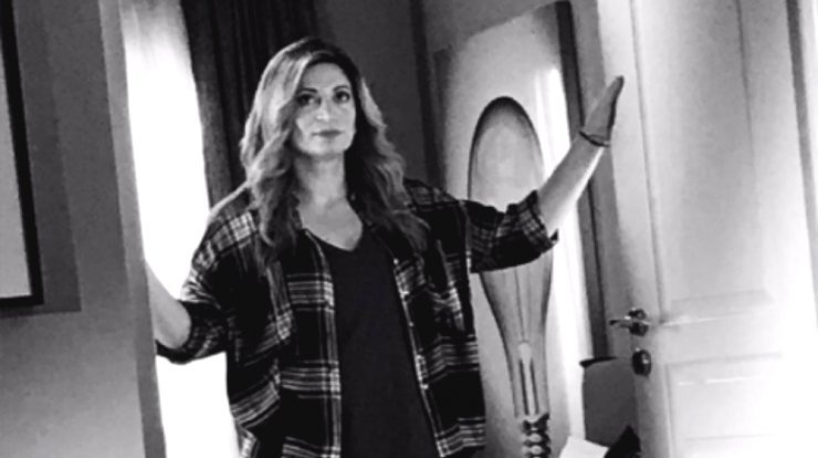 Χριστιάνα Αρτεμίου: Εμφανίστηκε σε κυπριακή εκπομπή με φουσκωμένη κοιλίτσα