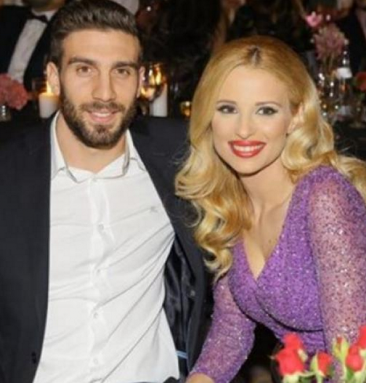 Αυτό το άτομο βρίσκεται πίσω από την οργάνωση του γάμου Αριστοτέλους – Εφραίμ!