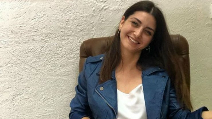 Χριστιάνα Μούζουρα: Την είδαμε σε παιδική ηλικία και μείναμε άφωνοι με την ομοιότητα που έχει με τη σημερινή της εικόνα! 