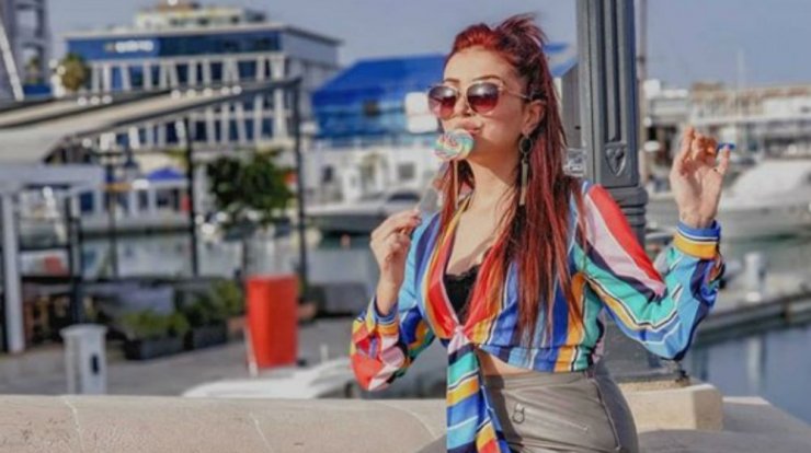 Χριστιάνα Θεοδώρου: Η πρώτη εικόνα με μαγιό για φέτος χωρίς ρετούς!