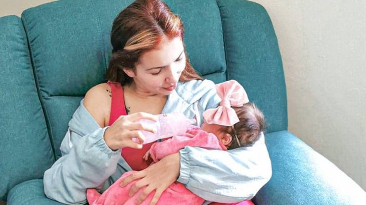 Η matchy – matchy εμφάνιση της Χριστιάνας Θεοδώρου με την κόρη της! [βίντεο]