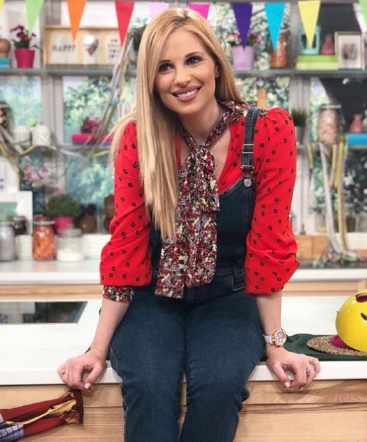 Επώνυμη Κύπρια εξομολογήθηκε στην Αριστοτέλους για τον θάνατο του πατέρα της: "Έβγαινα τραγουδούσα, κατέβαινα από τη σκηνή και…" [βίντεο]