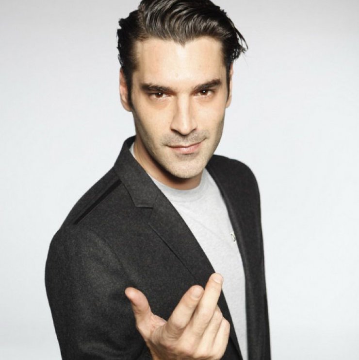 Ο Παπακαλιάτης μετακομίζει στον Alpha