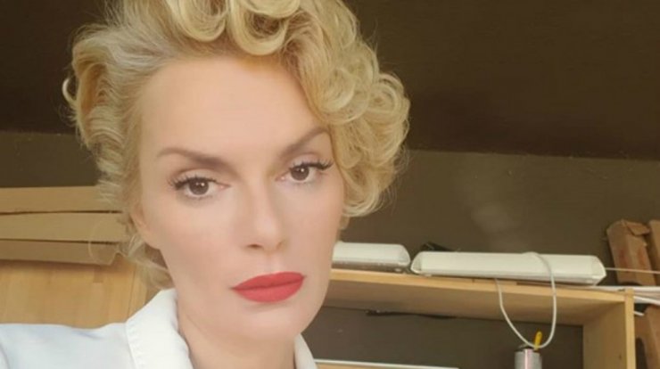 Δεν θα πιστεύετε πόσο χρονών είναι η Έλενα Χριστοπούλου