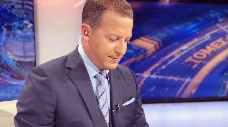 Χρύσανθος Τσουρούλλης: Άνοιξε το φωτογραφικό άλμπουμ του παρελθόντος και κάνει throwback! 