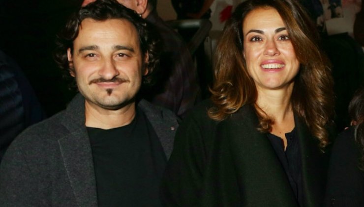 Βασίλης Χαραλαμπόπουλος: Μας συγκίνησε ξανά δείχνοντας μας το αδέσποτο που βρήκε πεταμένο στα σκουπίδια