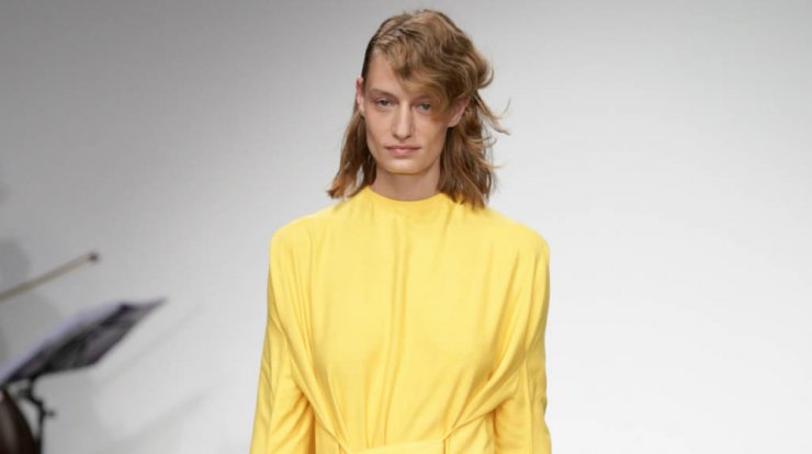 Φόρεσε το πιο γλυκό κίτρινο για τις πιο χαριτωμένες εμφανίσεις