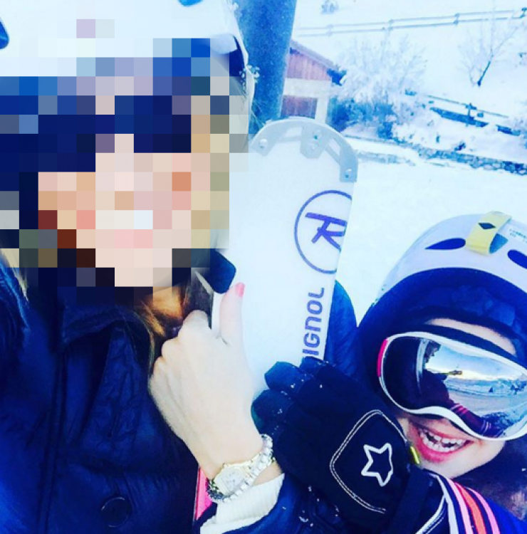 Κύπρια socialite για σκι με την κόρη της στις γαλλικές άλπεις!