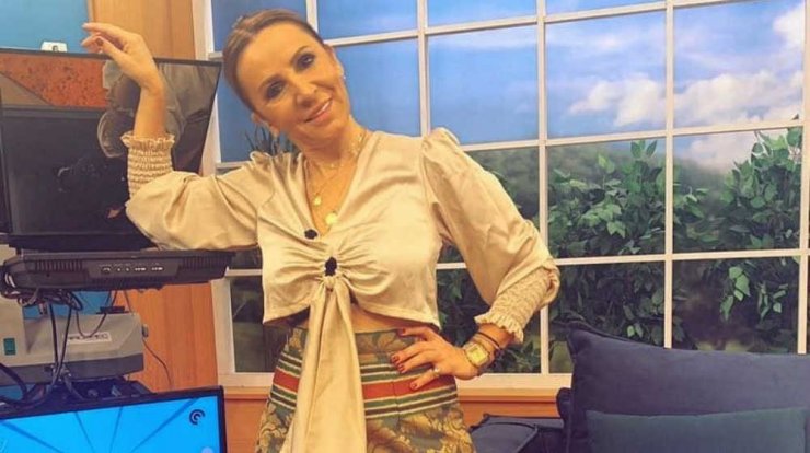 Γιώτα Δαμιανού: Προσπαθούσε να μιλήσει με τρεμάμενη φωνή on air! [βίντεο]