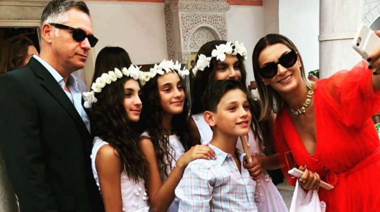 Νικόλας και Γιώτα Παπαδοπούλου: Το αστείο βίντεο που δημιούργησαν με τα παιδιά τους για το πώς βιώνουν την καραντίνα