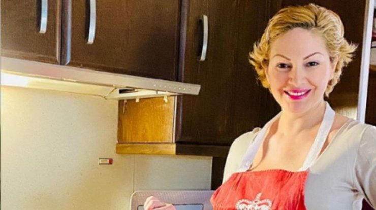 Η Γιώτα Κουφαλίδου μας έβαλε στο σαλόνι της! [βίντεο]