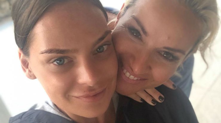 Μαρία Μπεκατώρου: Το πιο γλυκό στιγμιότυπο με την κόρη Ρέμου – Μπόσνιακ! [εικόνα]