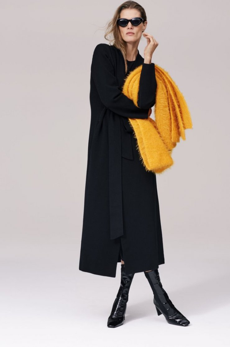 Στην καινούργια καμπάνια του Zara ποζάρουν μοντέλα άνω των 40 ετών