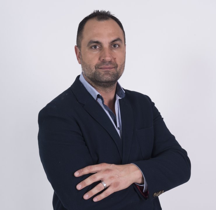 Σκάσε και κολύμπα! Δείτε τον Ζαχαρία Φιλιππίδη να σώζει παίκτη από την αντίπαλη ομάδα [εικόνα]