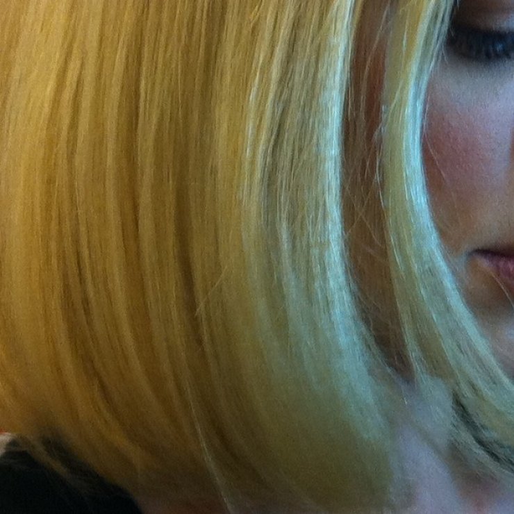 Ζέτα Μακρυπούλια: Έκανε πρεμιέρα με καρέ μαλλί!