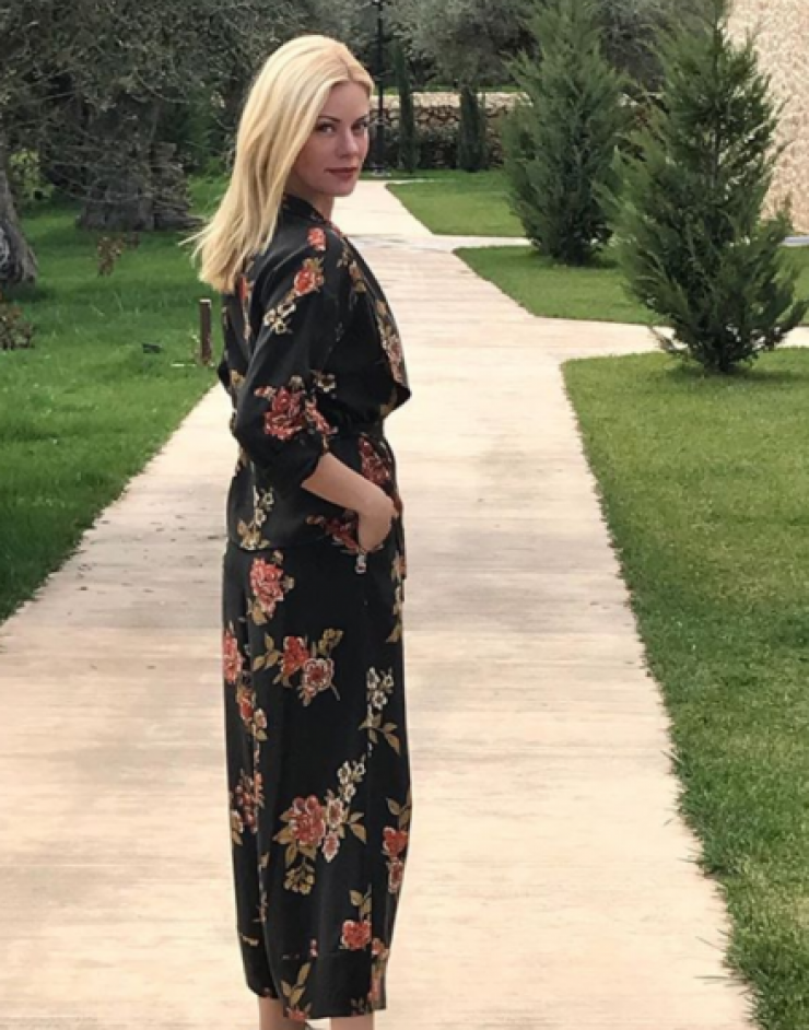 Ζέτα Μακρυπούλια: To surprise party και η τούρτα υπερπαραγωγή [εικόνα & βίντεο]