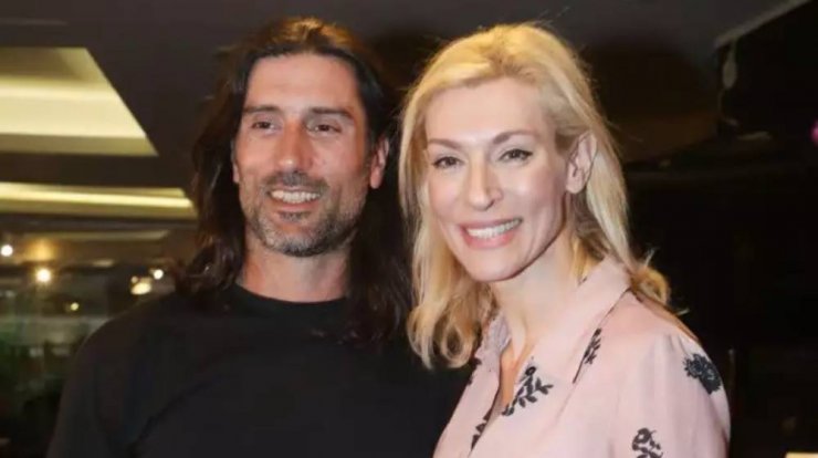 Ζέτα Δούκα – Μιχάλης Χατζηαντωνάς: Χωρισμός “βόμβα” για το ζευγάρι