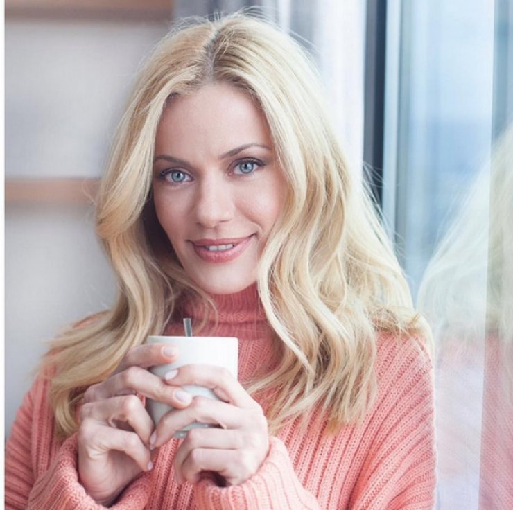 Η Ζέτα Μακρυπούλια απαντά πρώτη φορά ανοιχτά για το ενδεχόμενο να γίνει μαμά 