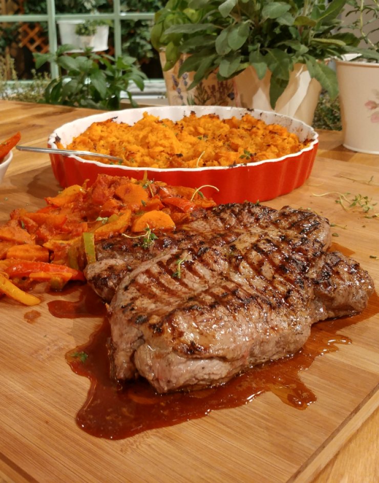 Steak chacalak με γλυκοπατάτες