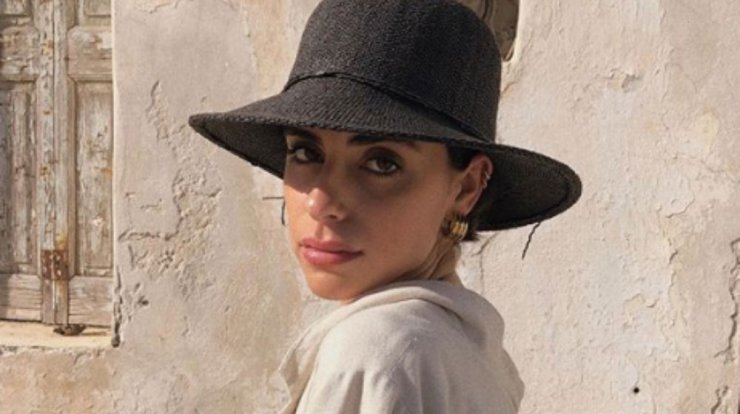 Ζώη Σοφοκλέους: Μπήκαμε στο διαμέρισμα της στη Λεμεσό [εικόνες] 