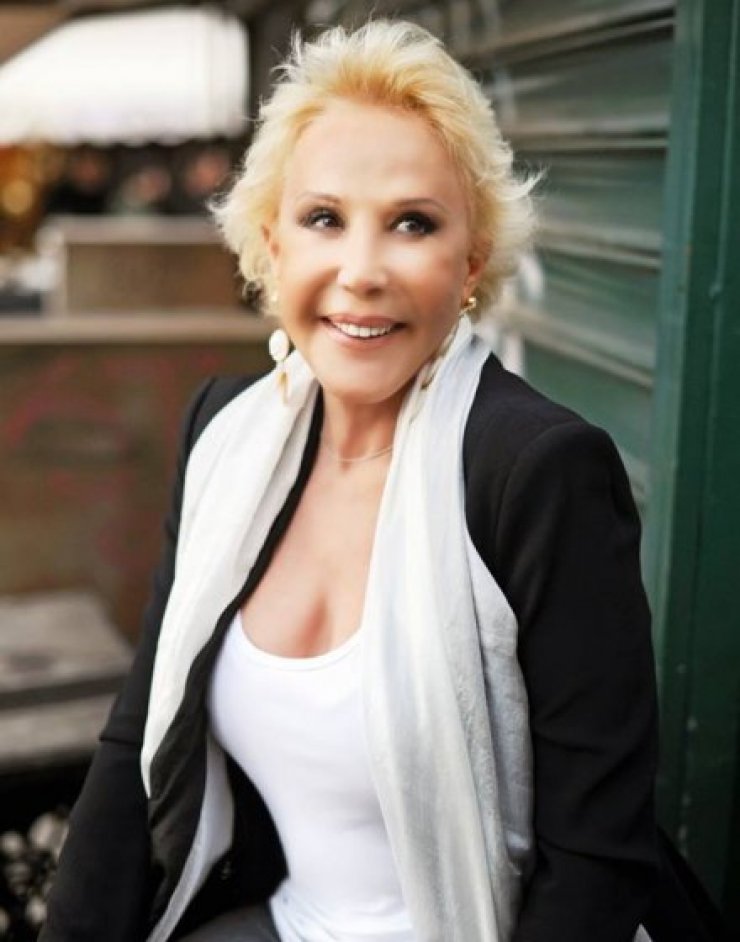 Ζωή Λάσκαρη: Όλες οι λεπτομέρειες για τη διαθήκη της