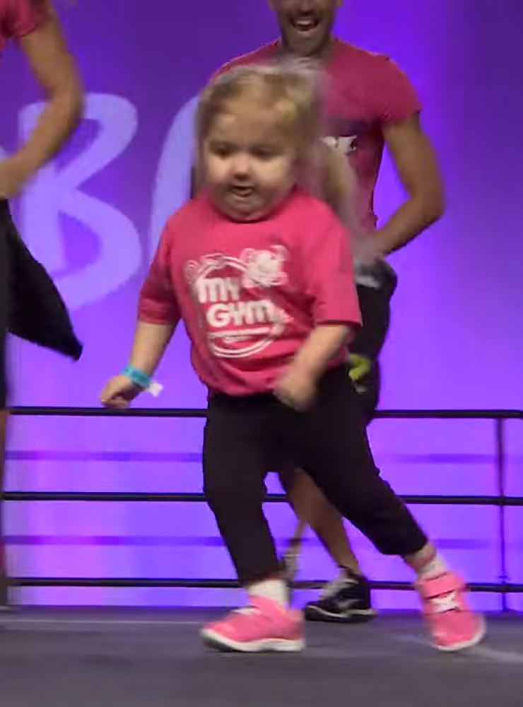 Η 6χρονη που εντυπωσίασε χορεύοντας… Zumba!